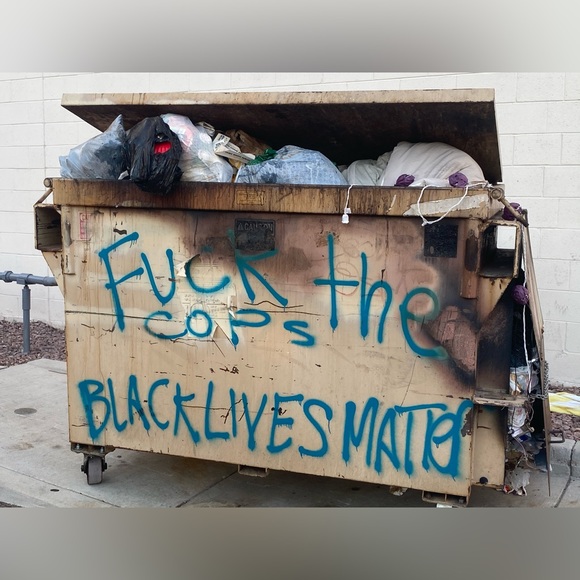 Men’s • Navy Blue • Graphic Tee • Size Medium - Picture 7 of 7